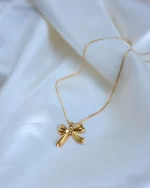Sweet Knot Pendant